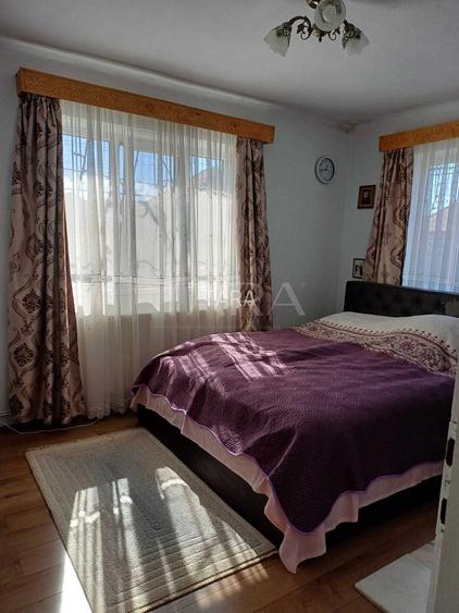 Casa individuala, zona centrala, poziționare excelentă, teren generos. - 4