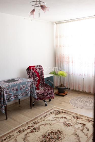 Apartament 3 camere-semidecomandat- zona Rahova - 3