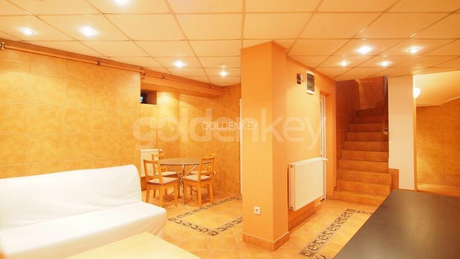 Vila nemobilata cu 4 camere si curte proprie - 17