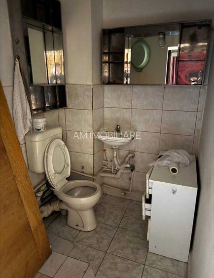 AP. 3 CAMERE VITAN - 65 MP UTILI, NECESITA RENOVARE, COMISION 0% - 6