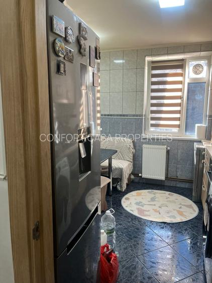 Titan - Apartament 3 camere - renovat - decomandat - mobilat utilat - metrou - 3