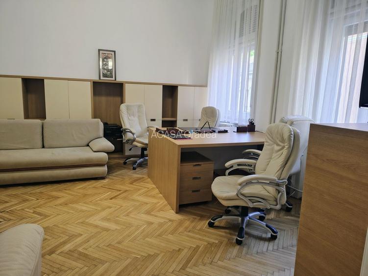 Apartament 2 camere Parc Traian , 400 E neg. Comision 50% - 2