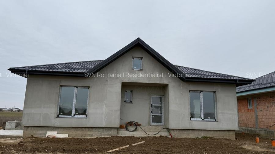 REV2005527 Casa parter teren terasa si beci Sabareni - 8