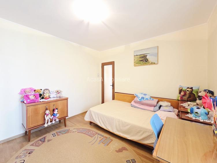 Apartament 3 camere Micro 16 cu 2 balcoane etaj 2 - 8