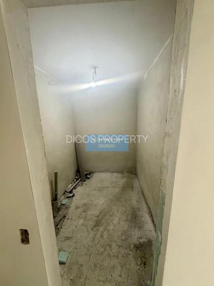 Apartament 4 camere de vânzare – Bd. București - 4