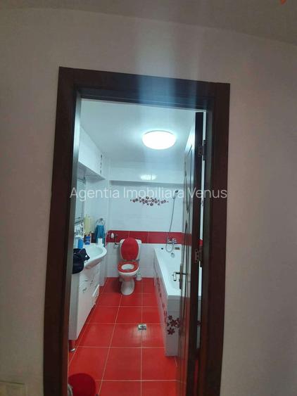 Apartament 4 camere renovat Piata Mare - 7