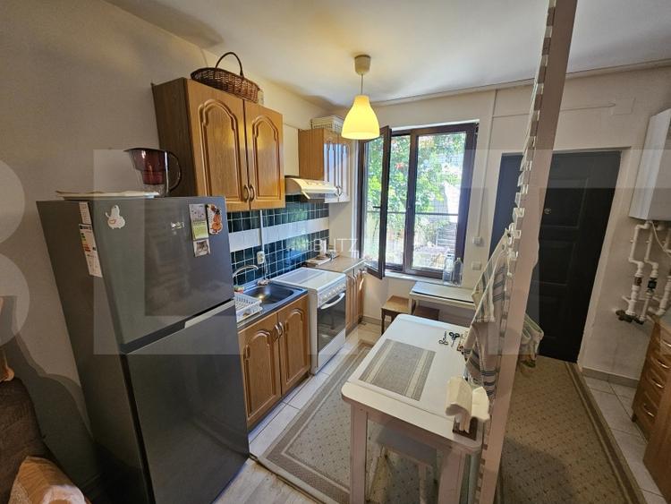 Apartament in vila, 47 mp, curte proprie de 37 mp - Cartier 23 August, Sector 3  - 8