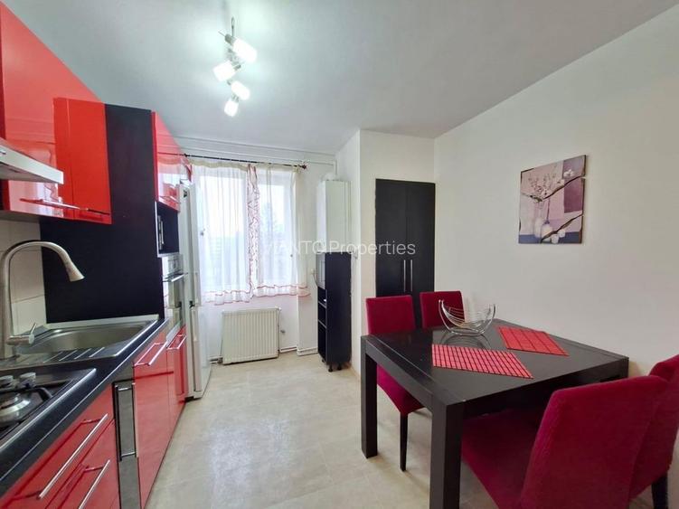 Inchiriez apartament 3 camere - 4