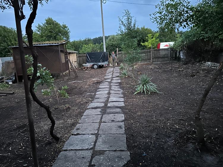 Casă de vânzare în comuna Modelu