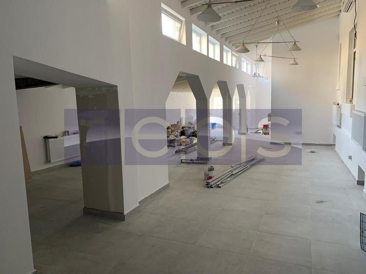 VANZARE - VILA 9 CAMERE  - Vasile Lascar, Mihai Eminescu, Bd. Dacia - 12