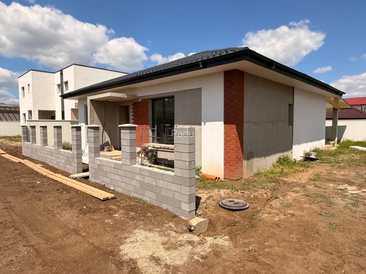 Casa Parter 4 camere 400 mp teren  POMPA CALDURA   - 14