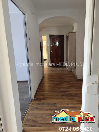 Apartament 3 camere decomandat de vânzare – Micro 16 - 6