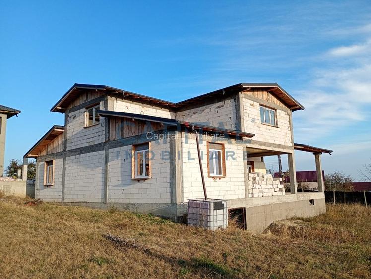 COMISION 0% - CASA CU TEREN 896 MP - 3