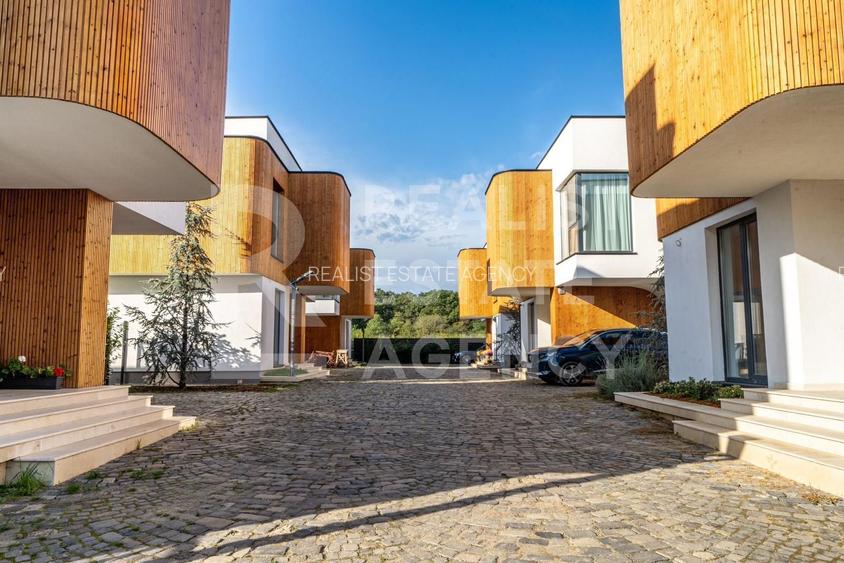 Vilă + piscină în Corbeanca, preț promo 399.000€, 2 locuri de parcare - 11