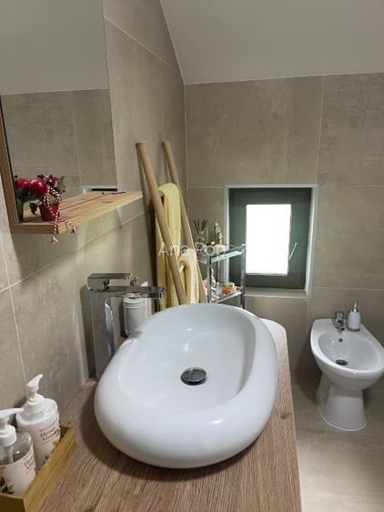 Casa de vinzare deosebită , cu cheltuie mici - 10