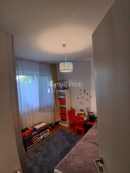 OCAZIE Apartament 3 camere Drumul Taberei 4 min de metrou - 16