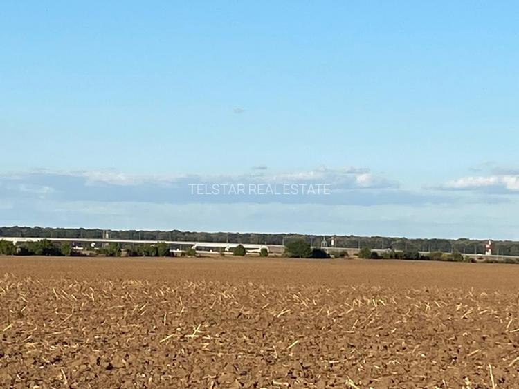 Teren intravilan cu potential! 11900 mp, DJ200, A0, A3, DJ 100, Tunari, IF - 6