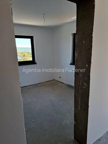 Casă / vilă Mărăcineni / Argeș , finisaje moderne ! - 16