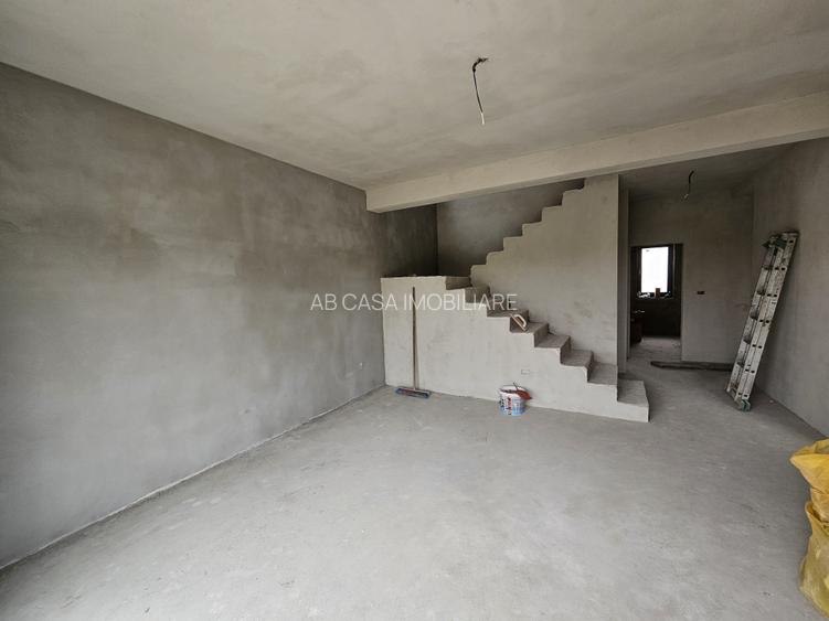 Duplex nou, P+M, 1 apartament la cheie, 1 la alb, Moșnița Nouă, comision 0% - 6