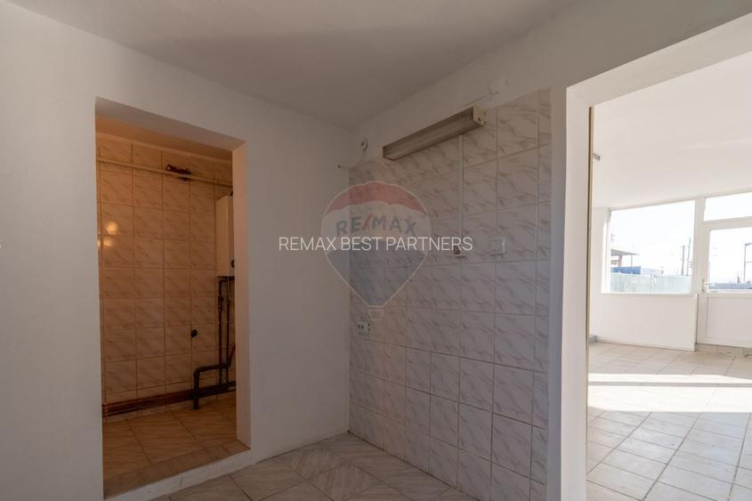 Spatiu de inchiriat Jucu Herghelie, cu toate utilitatile, curent 380V - 5