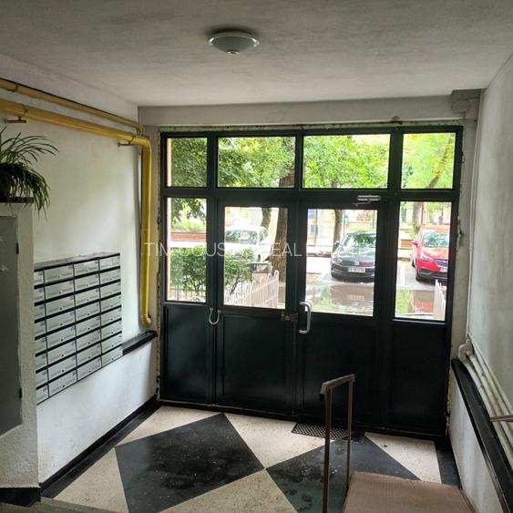Giurgiului-Toporași, 2 camere, 1/7, liber, 3 min STB, posibilitate centrala - 5