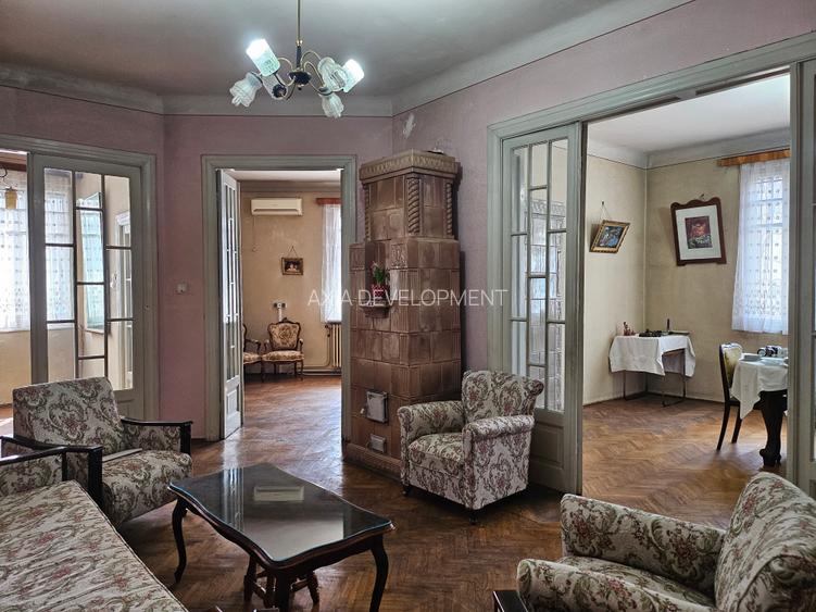 Parter si demisol in vila - Stirbei Voda - 2