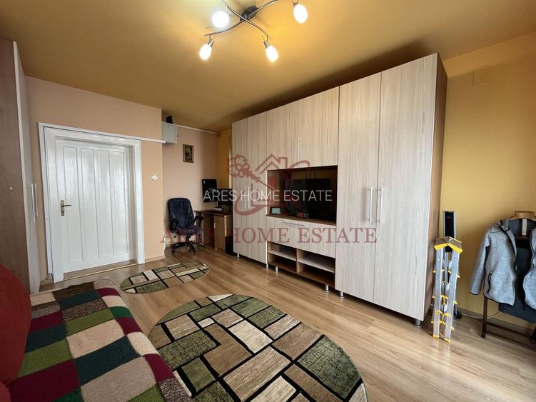 Vilă spațioasă 6 camere în centrul Lugoj – teren 471 mp, garaj - 4