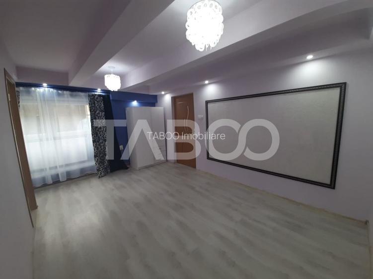 Apartament de vanzare 3 camere 47mp zona Centrala Sibiu - 2
