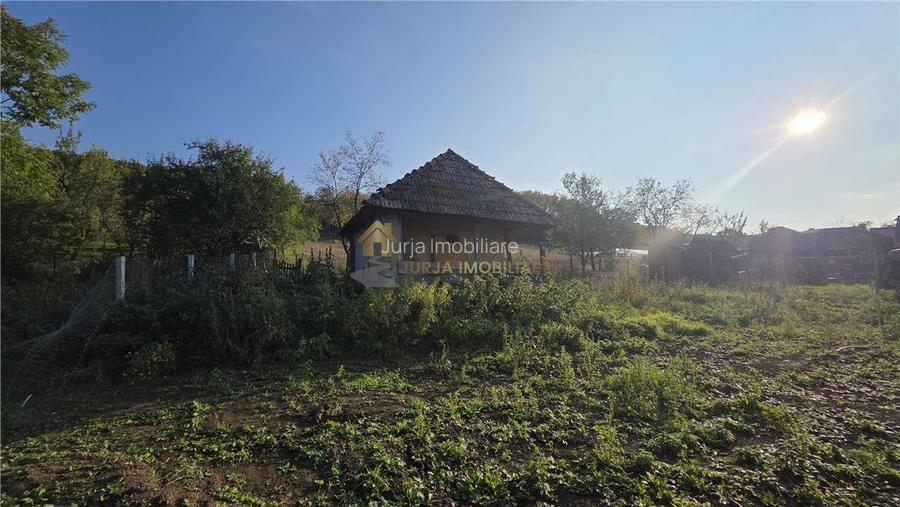 CASA  CU TEREN 2860 MP MOCIU - 3