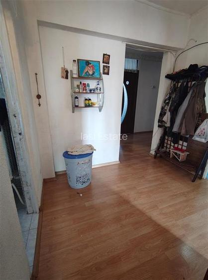 99mp - Etaj intermediar - Apartament 4 camere Nicolina zona Rond Vechi - 23