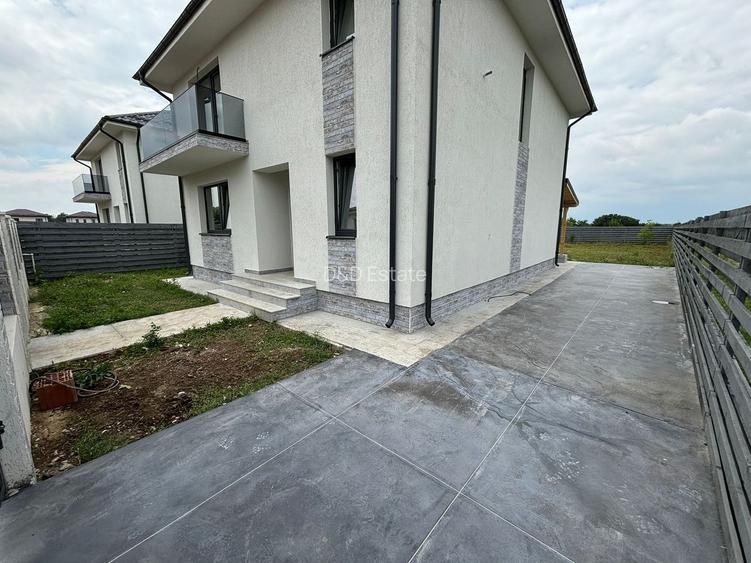 Vilă modernă cu teren generos – lângă Paradisul Verde - 3