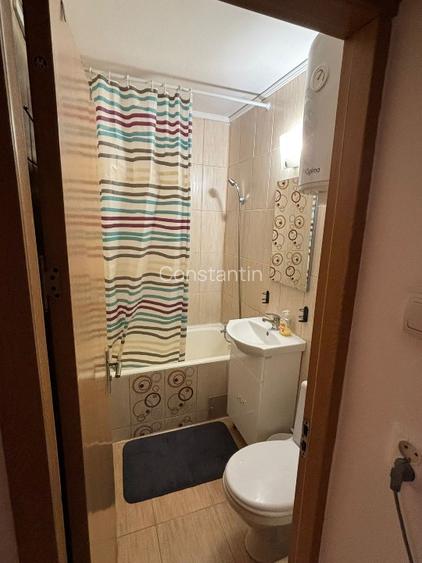 Garsoniera Crangasi / Bloc 1982 / 100m de metou  - 4