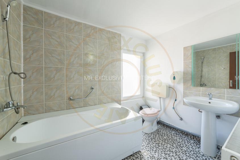 Casa de vanzare 15 km de Pitesti in Com. Malureni-Bunesti- Jud. Arges! - 11