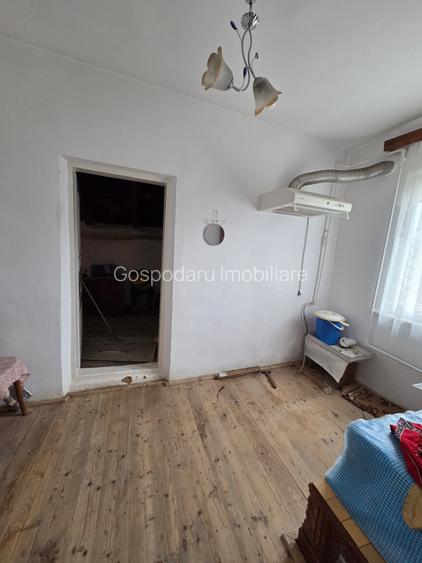 De vanzare casa din caramida in Sascut Targ cu deschidere la E85 - 7