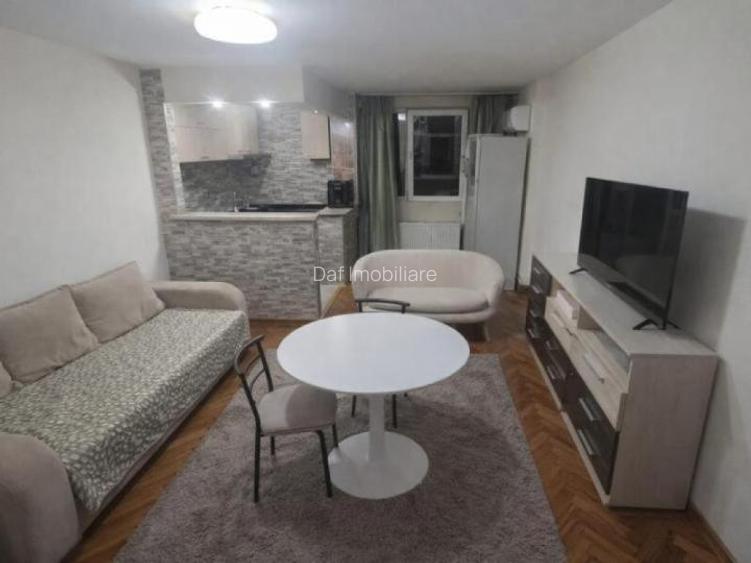 59900 euro - garsoniera -32mp - 1min metrou - 3