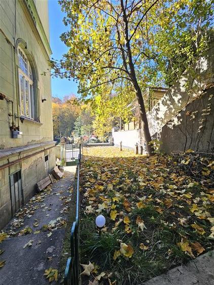 Studio Livada Postei  ULTRACENTRAL Brasov cu parcare, beci si anexa - 13