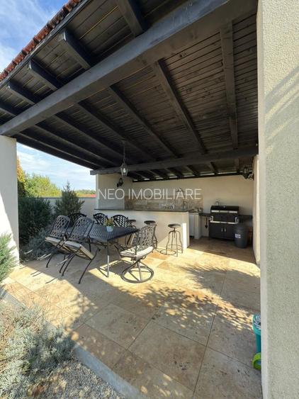 Casa individuala lux cu 5 camere - 395.000 euro - Sag - 33
