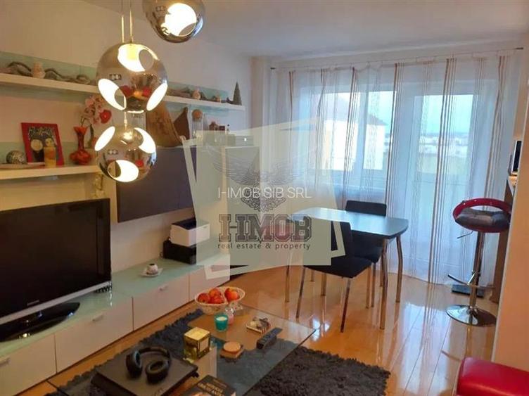 Apartament 2 camere decomandat cu balcon in Ciresica - 3