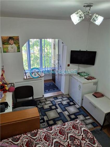 Royal Imobiliare - Vanzare apartament 3 camere zona Paltinis - 9