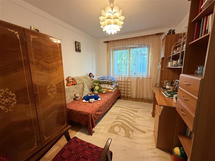 Apartament 3 camere, etaj intermediar- Nicolina - 7