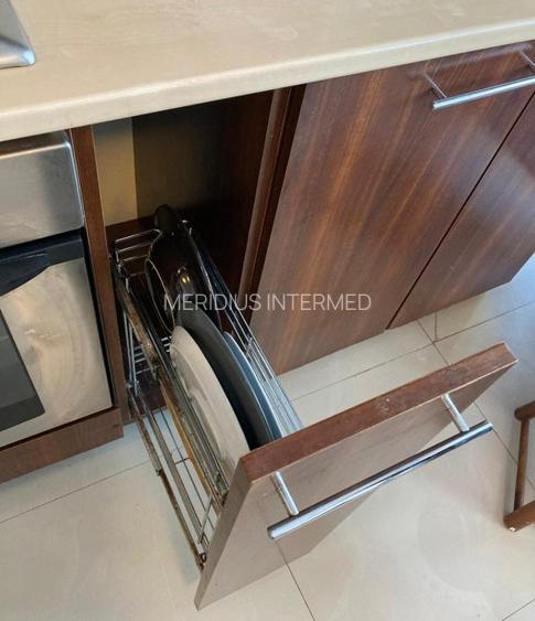 închiriere Apartament spațios Trocadero - 11