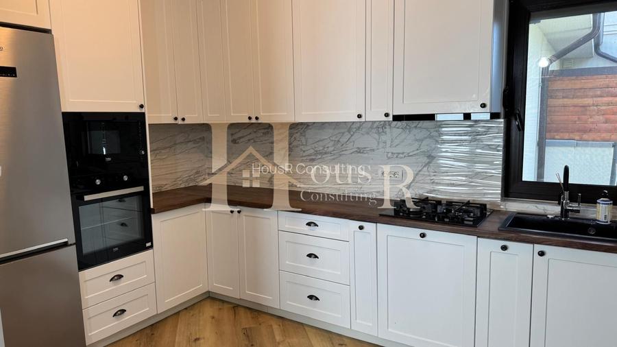 Casa despartita prin Garaj.Langa Padure.Liniste.Intimitate - 8