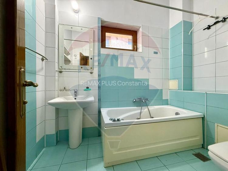 Casă / Vilă cu 5 camere de vânzare pe Bulevardul Ferdinand Constanta - 7