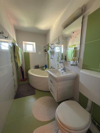 Apartament 3 camere, 72 mp, zona Cantacuzino