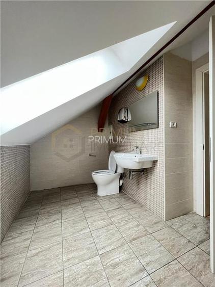 SPATII BIROURI - ZONA P-TA UNIRII - 5