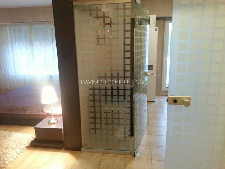 Uniri,iCalarasi,Popa Nan la 100 m de Hyperion - 2