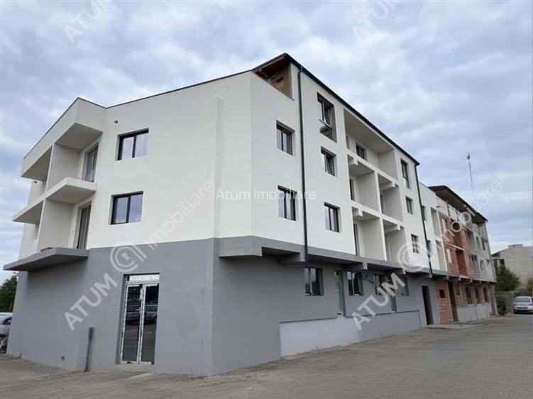 Apartament cu 3 camere 2 balcoane etaj 1 in Selimbar zona Triajului - 3