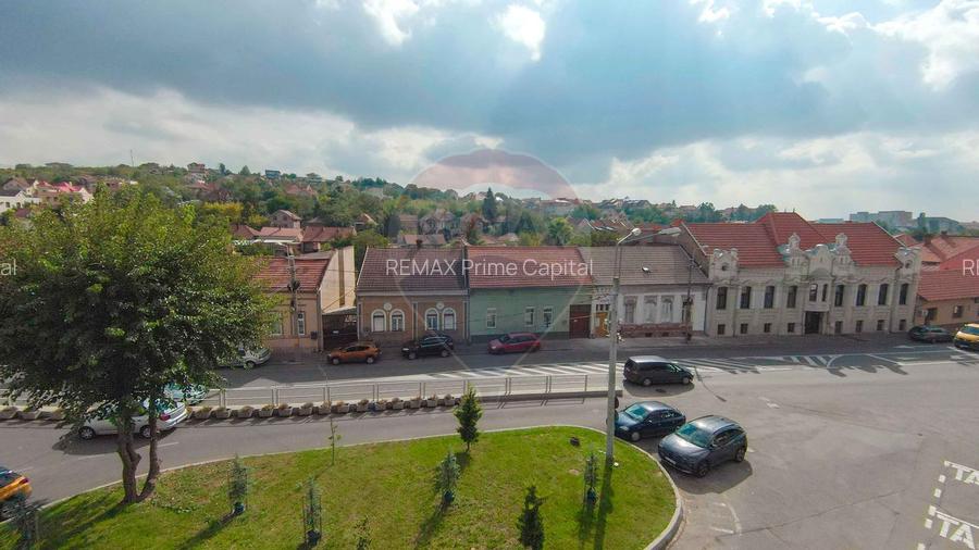 Casă / Vilă cu 4 camere de vânzare Ultracentral Str. Louis Pasteur - 25