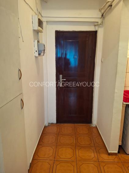 Metrou Gara de Nord langa bloc, centrala termica, etaj 1/5 - 12