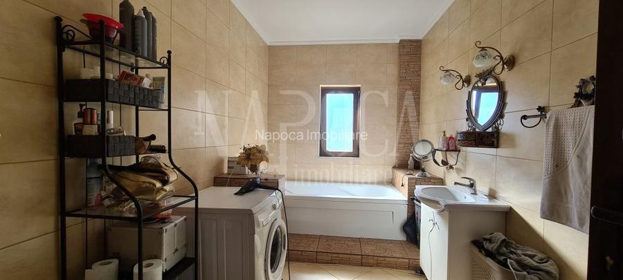 Casa 5 camere de vanzare in Baciu - 4